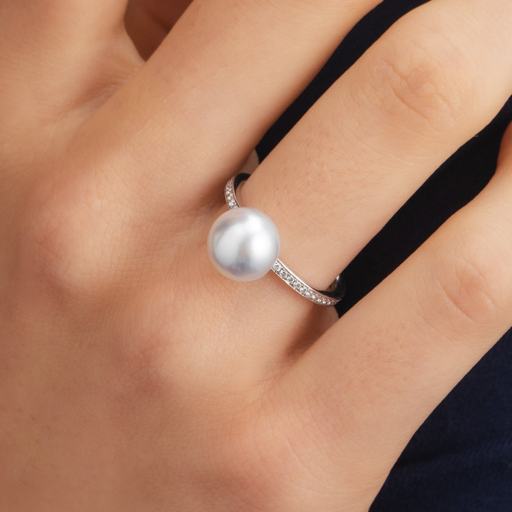 Autore South Sea Pearl and diamond ring by Matthew Ely