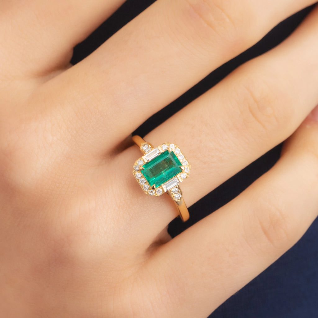 Emerald and diamond ring for 20th wedding anniversary