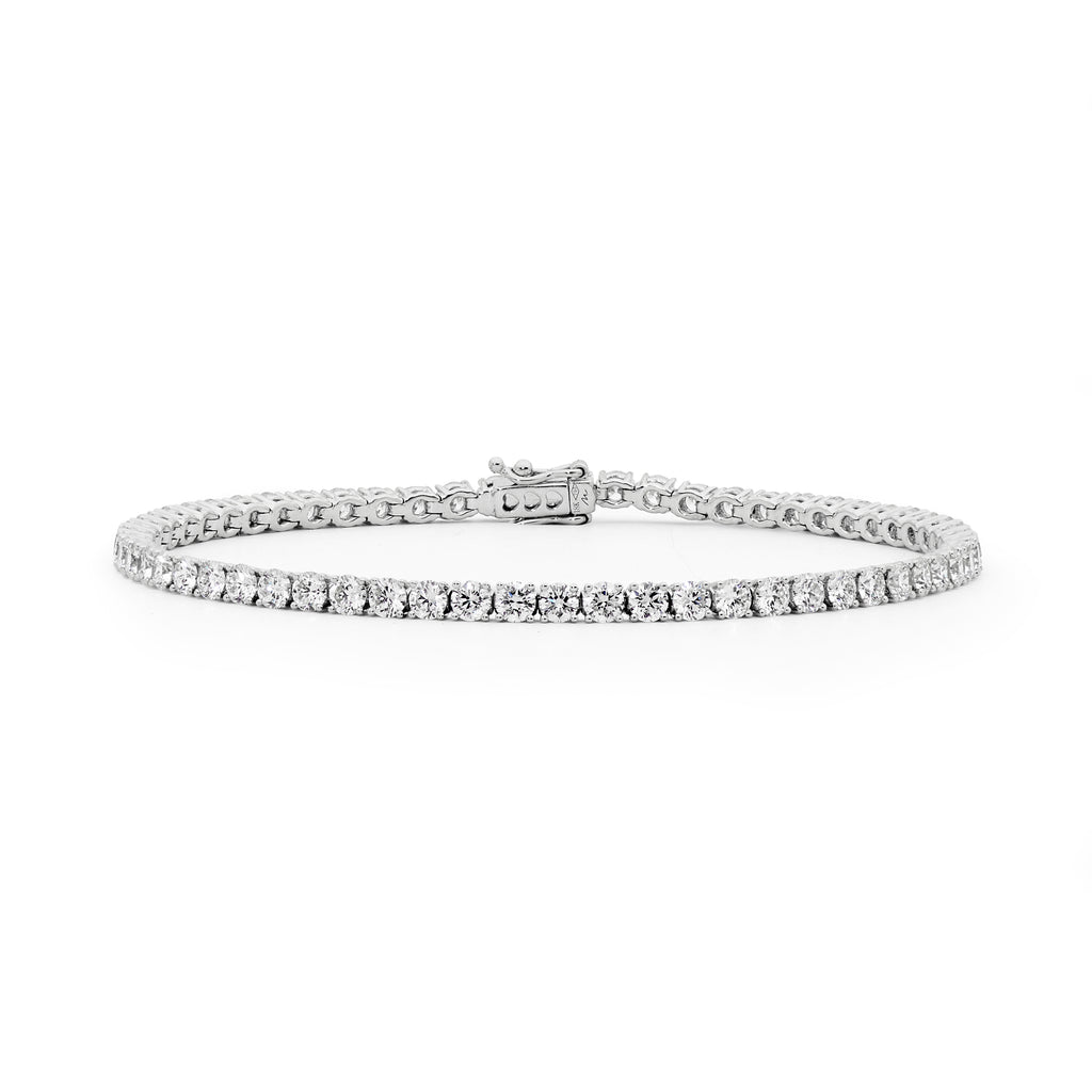18ct White Gold & Diamond Bracelet (62 Diamonds)