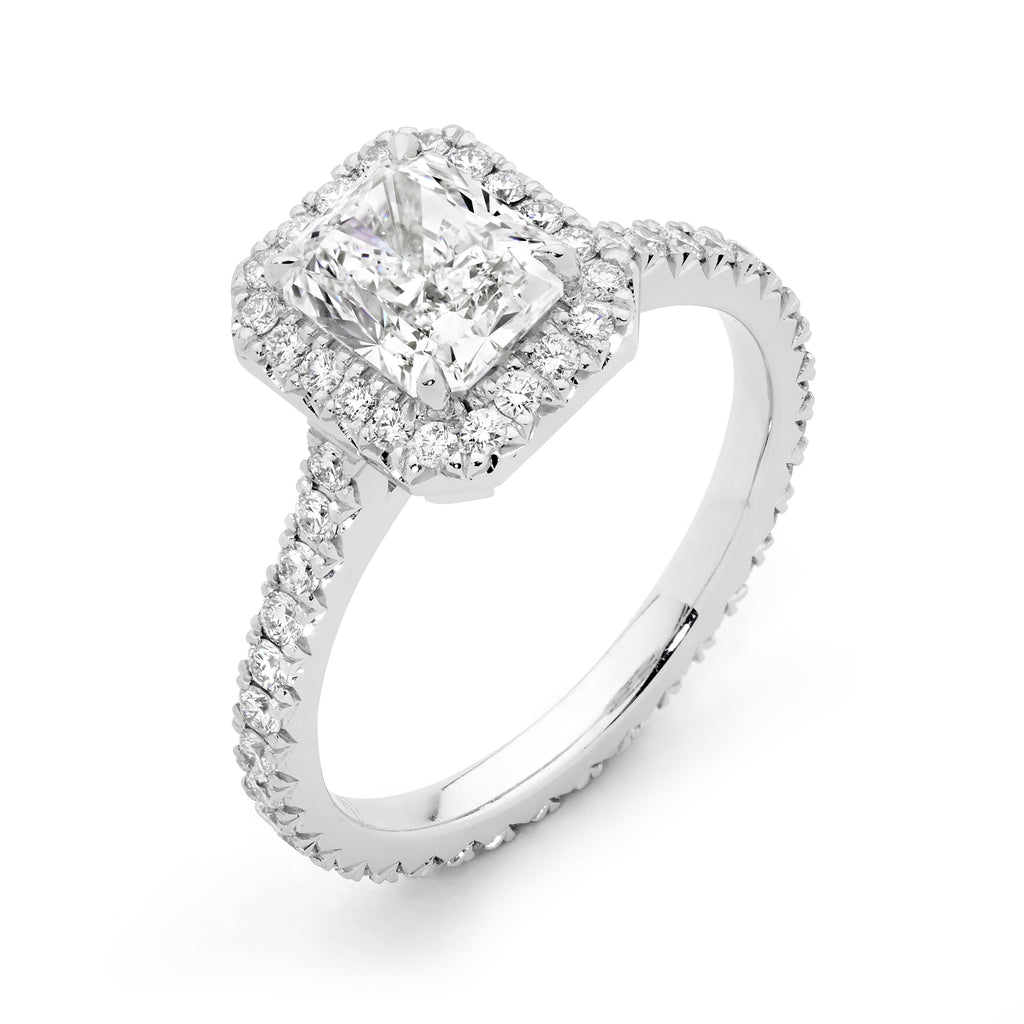 18ct White Gold & 2.76ct Round Brilliant Cut Diamond Engagement Ring