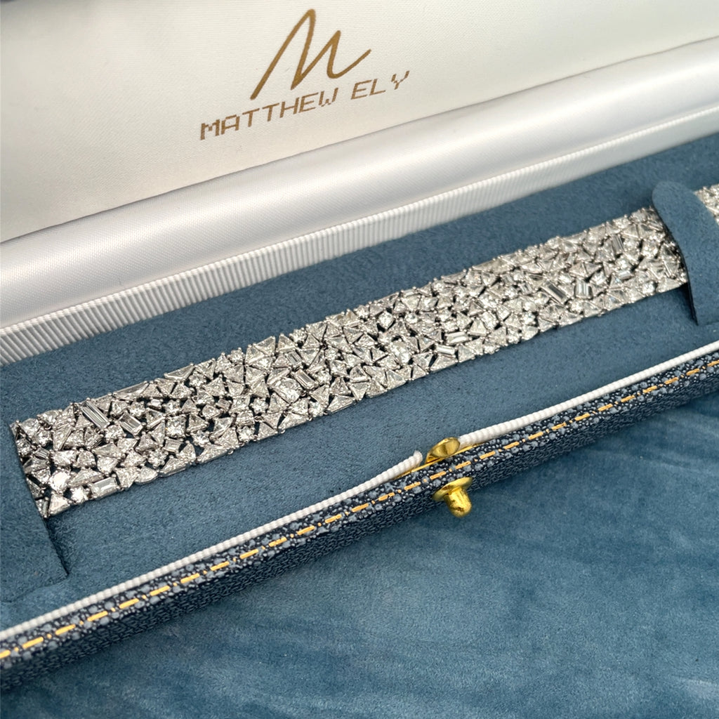 18ct White Gold & Fancy Diamond Bracelet (370 Diamonds)