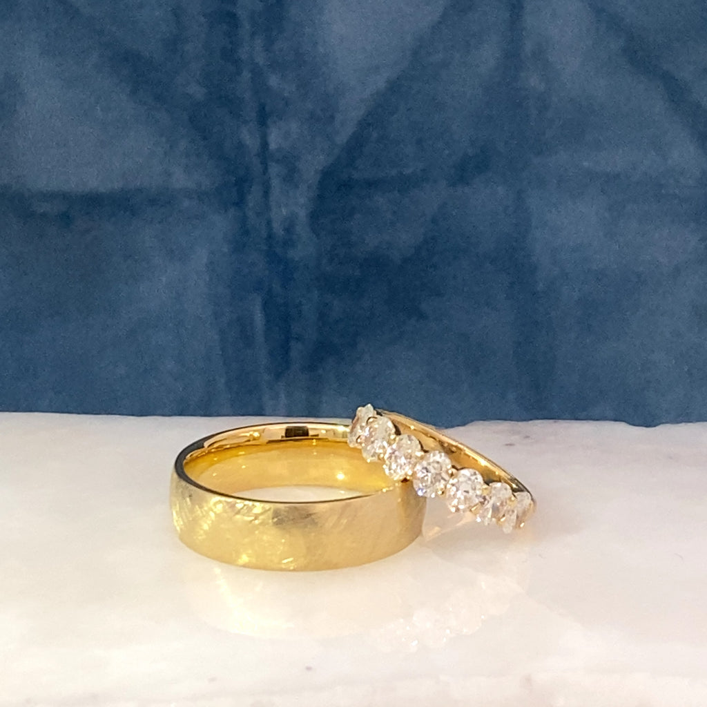 18ct Yellow Gold Men's & Women's Wedding Rings