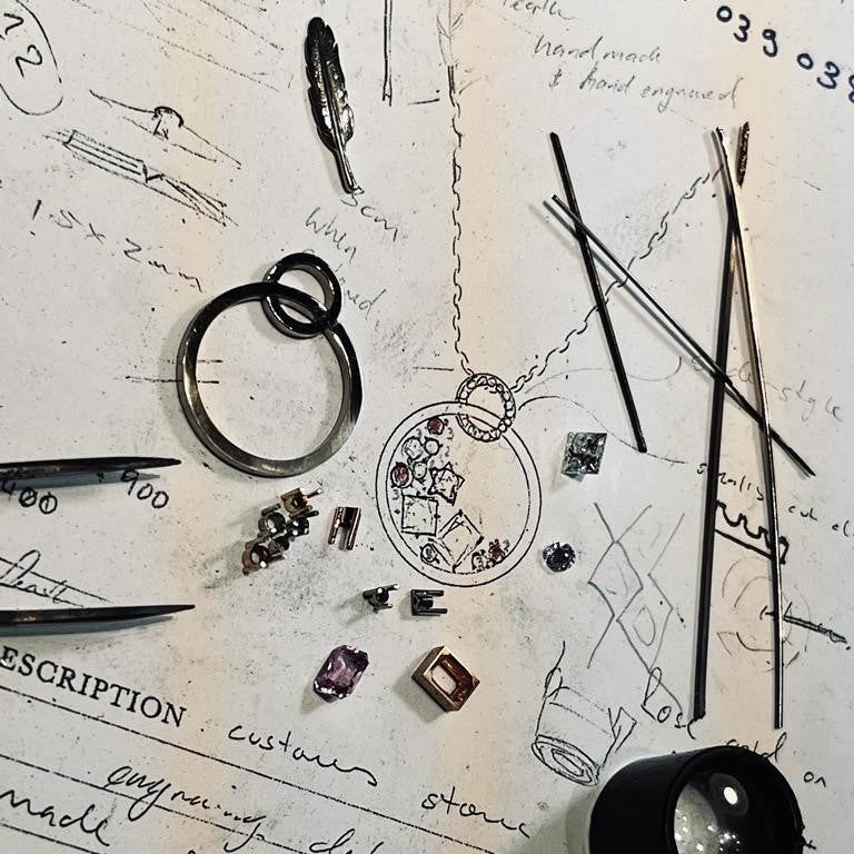 Sketch of a jewellery restoration